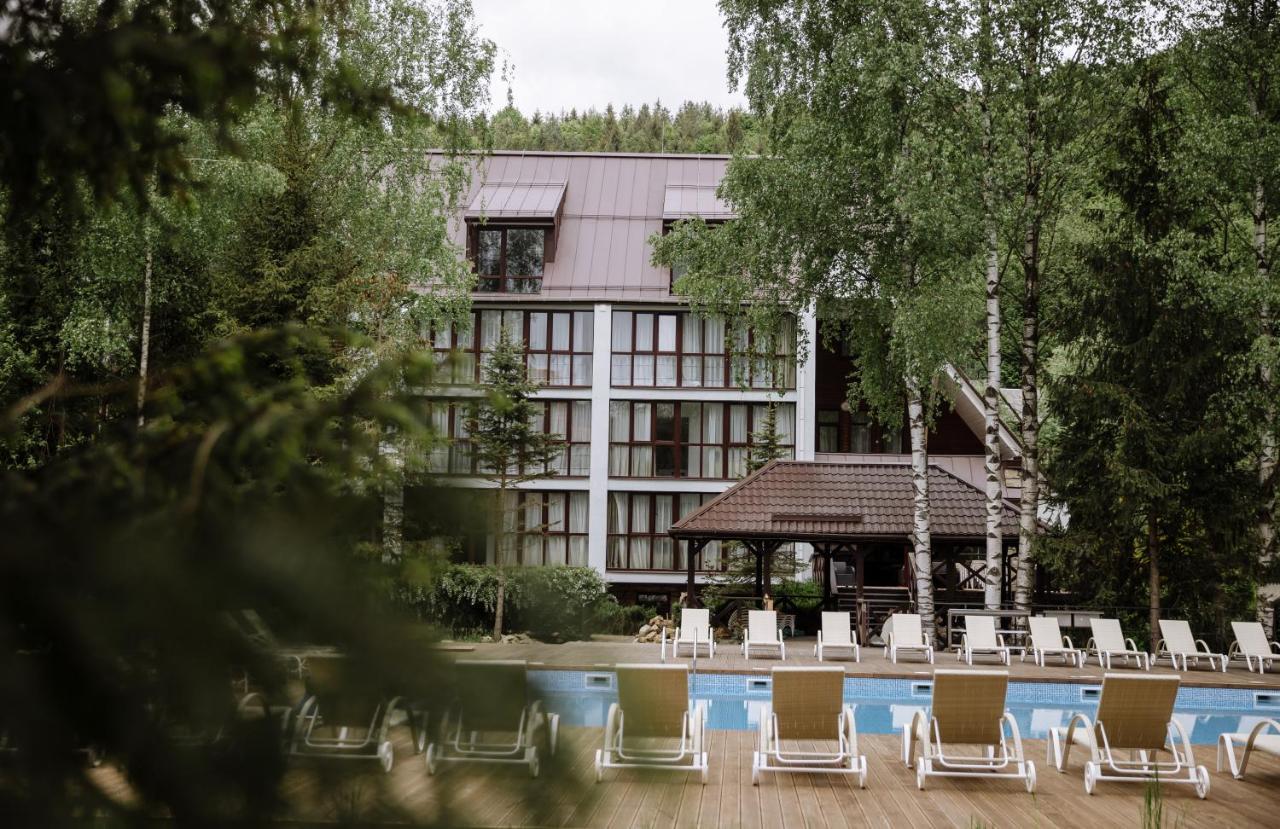 Yaremche Club Hotel Esterno foto