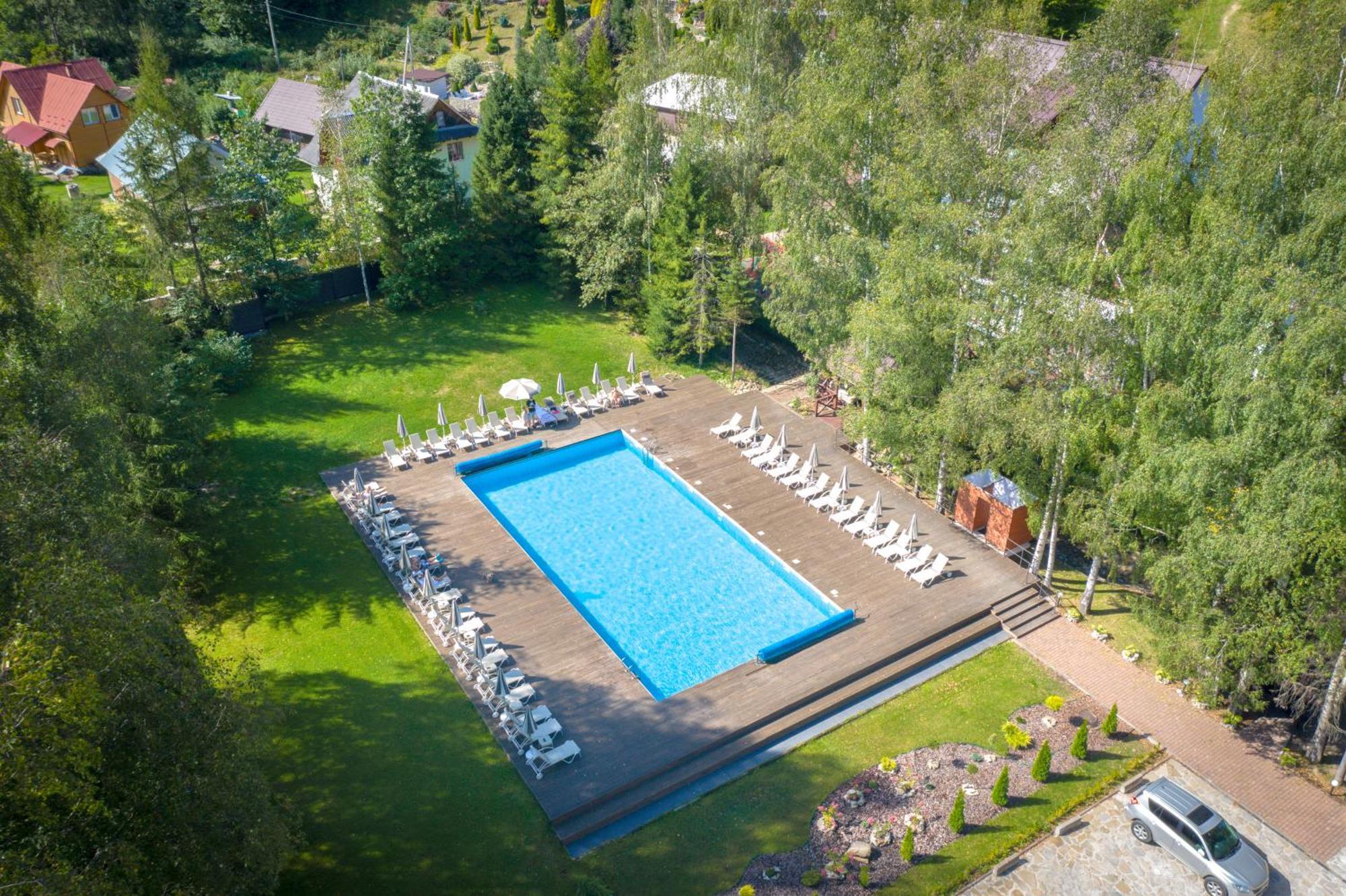 Yaremche Club Hotel Esterno foto