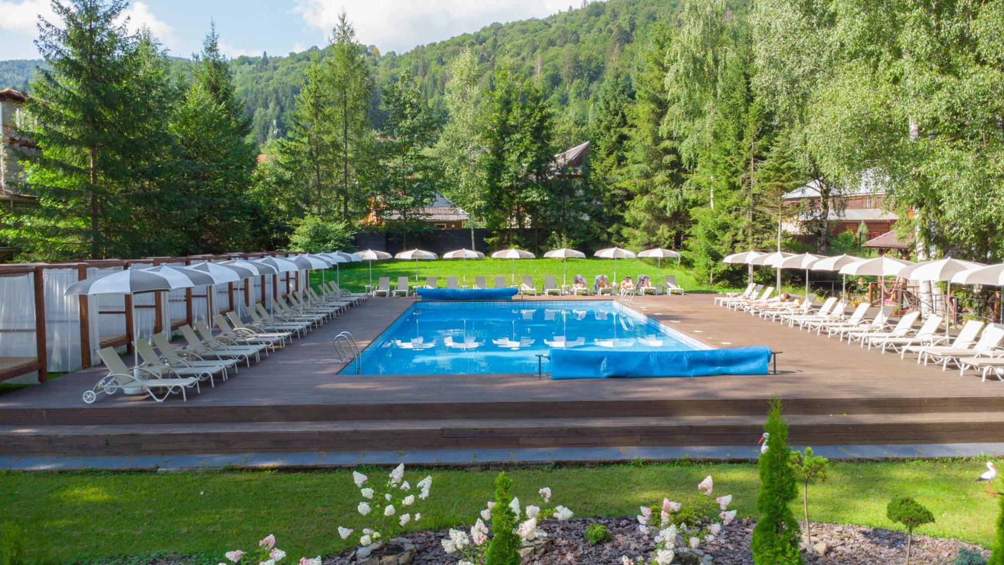 Yaremche Club Hotel Esterno foto